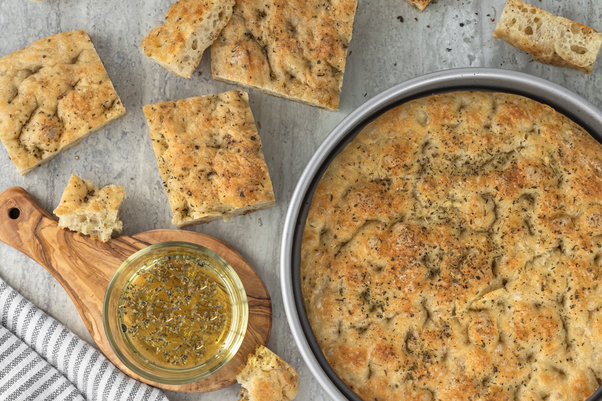 Fully baked no knead black pepper focaccia with herb oil
