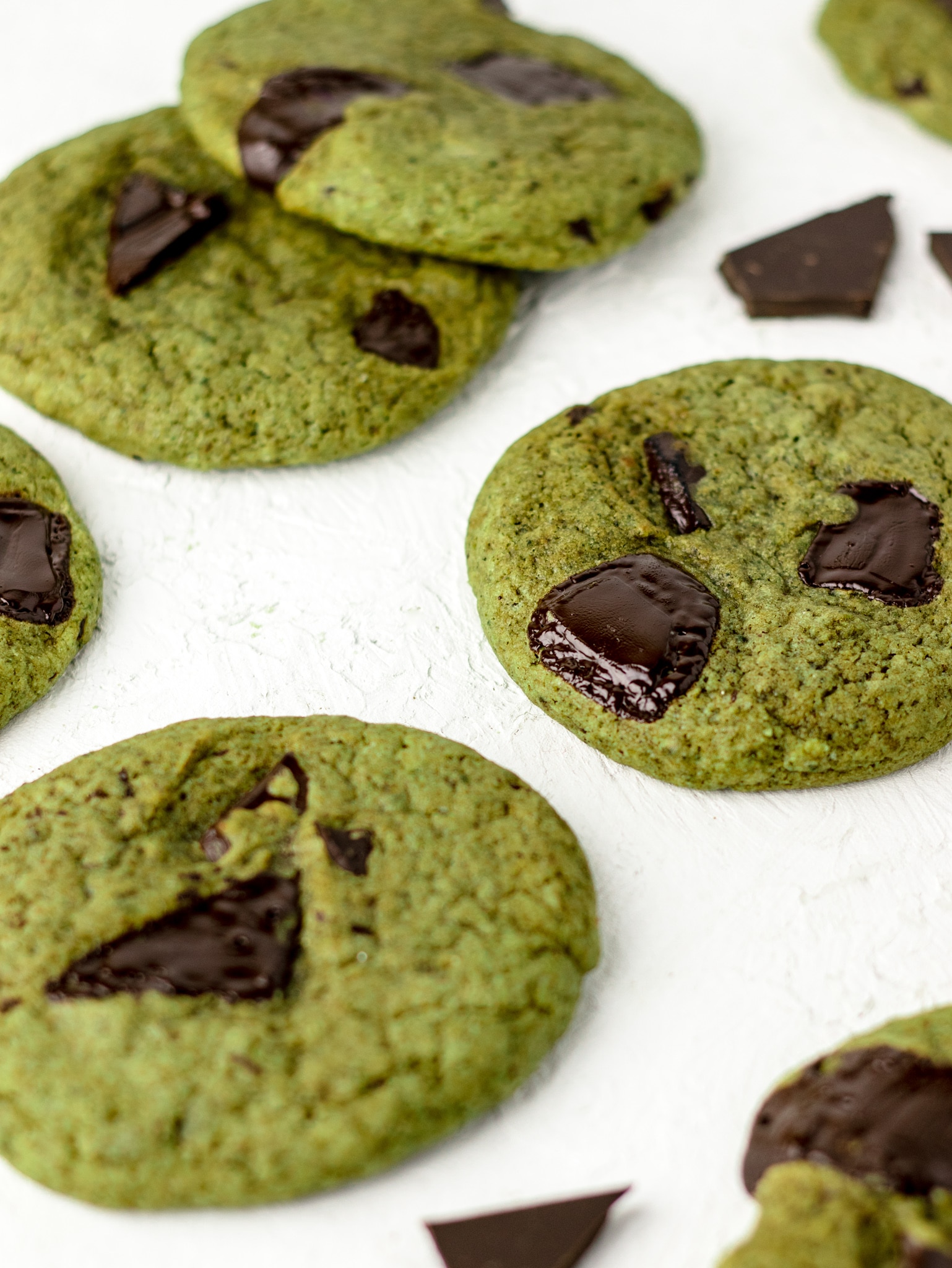Cookies with chunks of dark chocolate. 