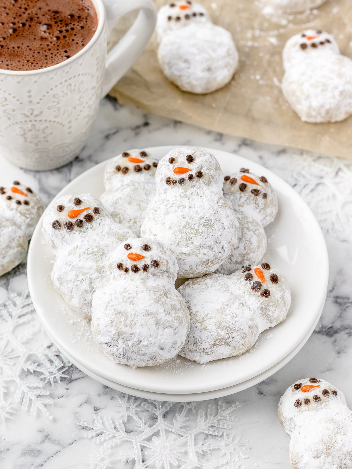 Plate of snowman cookies